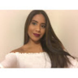 Meet your Posher, Esmeralda